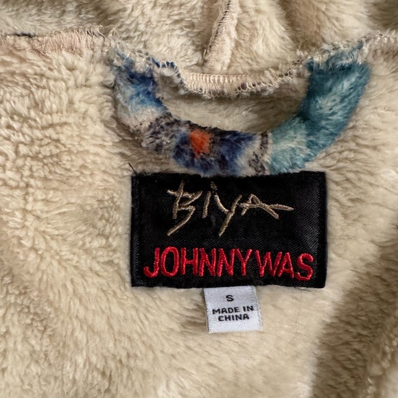 Biya Johnny Was Ledona sherpa floral cardigan - Picture 9 of 13
